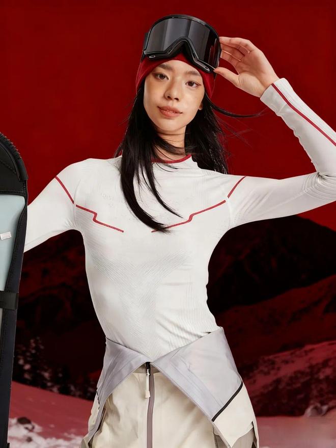 项攀登入围2025年金冰镐奖 犀牛说pg电子网站长假多地徒步遇险；中国四(图9)