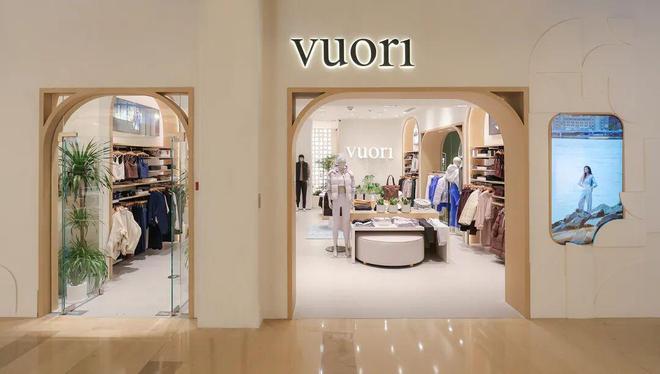 项攀登入围2025年金冰镐奖 犀牛说pg电子网站长假多地徒步遇险；中国四(图21)